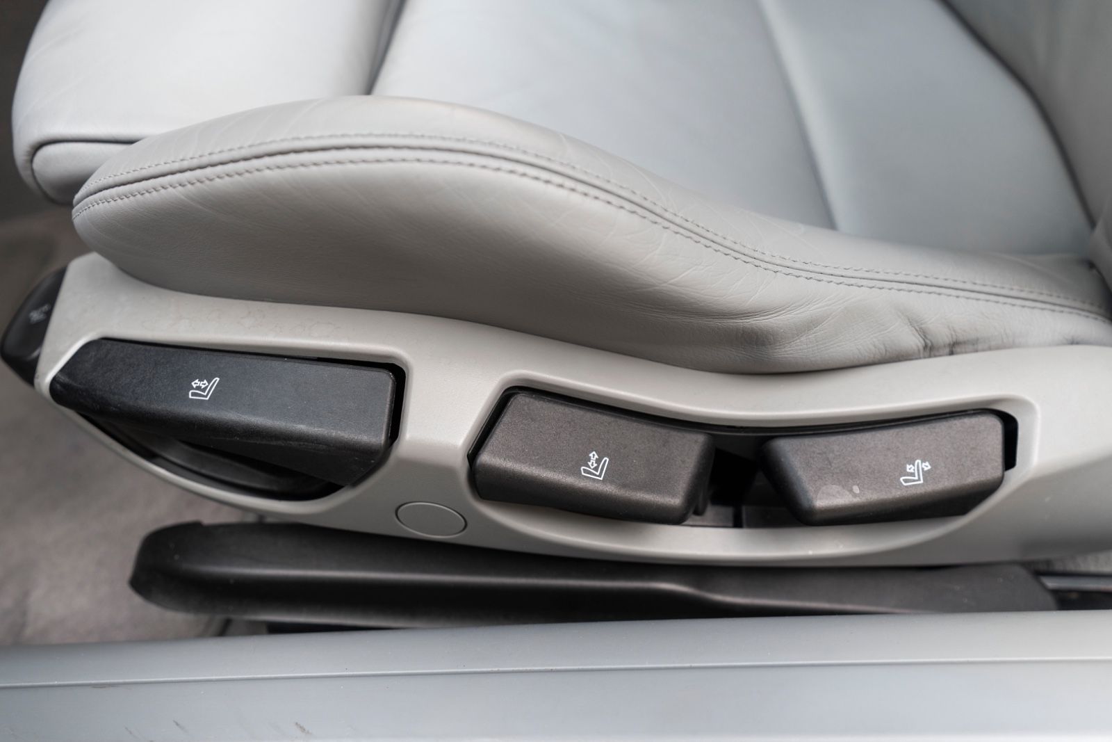 Fahrzeugabbildung BMW M3 E46 COUPE H&K SZH BIXENON TEMPOMAT SCHALTER