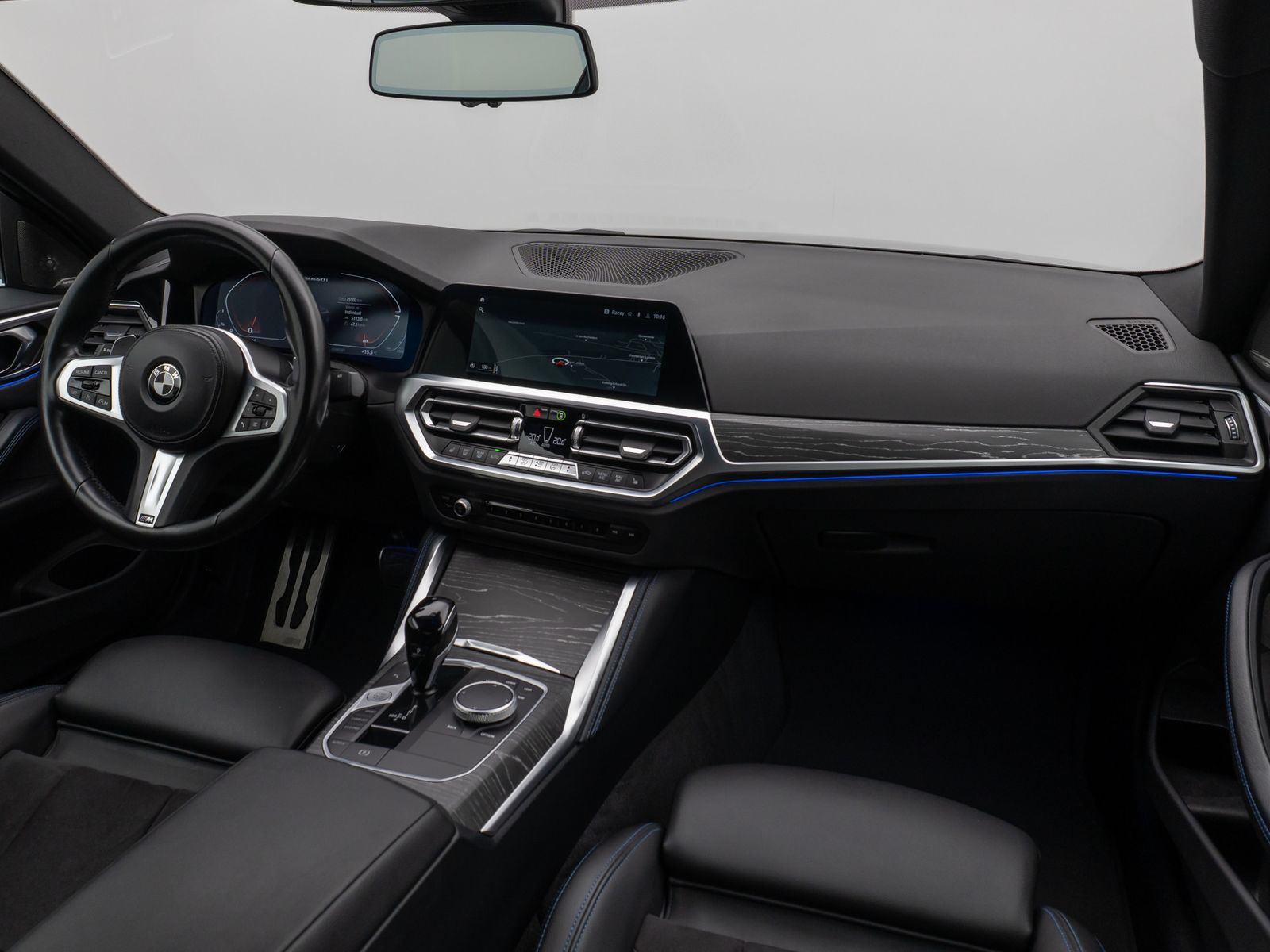 Fahrzeugabbildung BMW M440i  Coupé Kamera DAB H/K Fernlichtassist 19"