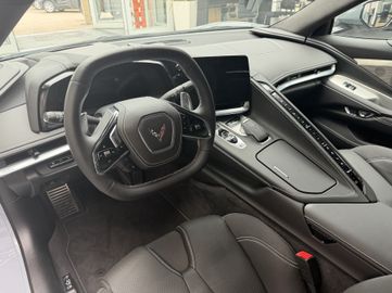 Corvette C8 - 8