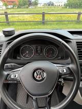 Volkswagen T6 Caravelle Comfortline LR DSG Stdhzg AHK - blaue Volkswagen T6 Caravelle