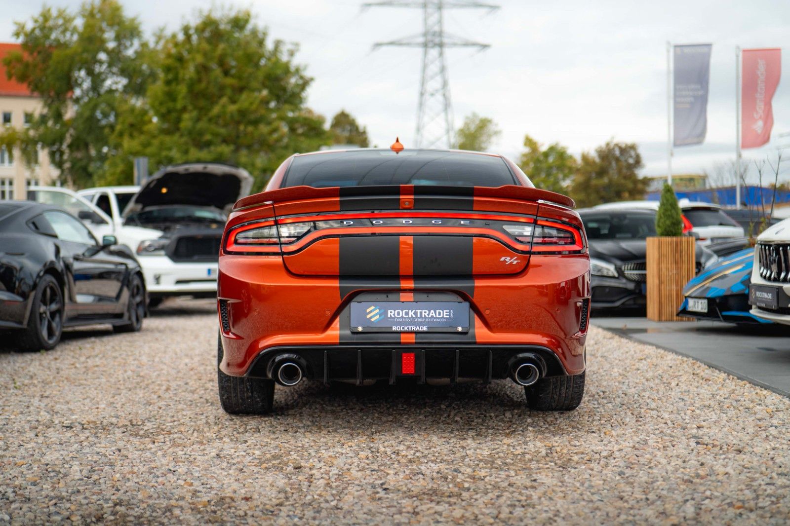 Fahrzeugabbildung Dodge Charger 5.7 V8 HEMI R/T Night-Paket Performance