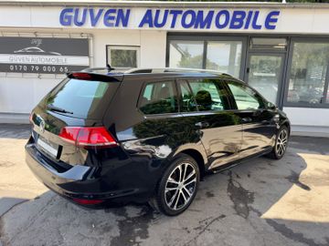 Volkswagen Golf - 8