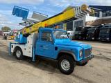 Land Rover Defender DEFENDER170 - blaue Land Rover Defender
