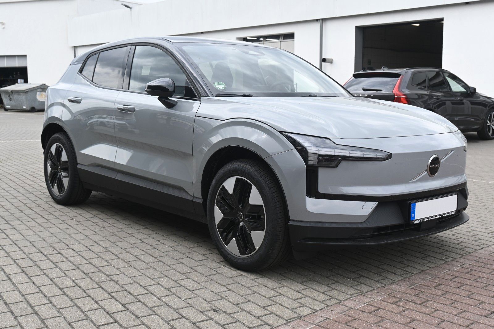 Fahrzeugabbildung Volvo EX30 Single Plus*Winter Paket*Scheibentönung