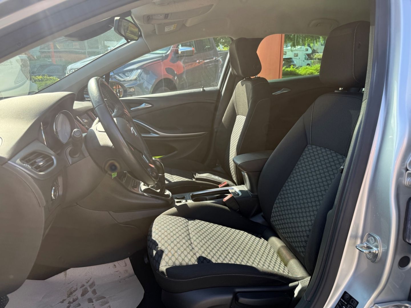 Fahrzeugabbildung Opel Astra K 1.2 Turbo Edition SHZ+LHZ+Kamera