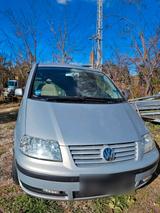 Volkswagen V W Sharan - gebrauchte VW Sharan aus dem Jahr 2003
