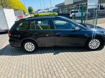 Volkswagen Golf - 5
