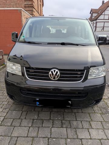 Volkswagen T5 Transporter Bus Caravelle Comfortline/8Sitzer