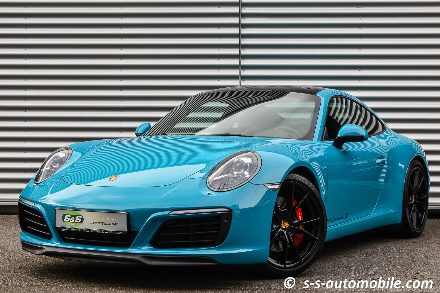 Porsche 991 Carrera S Coupé Chrono Sportabgas -20MM Pano