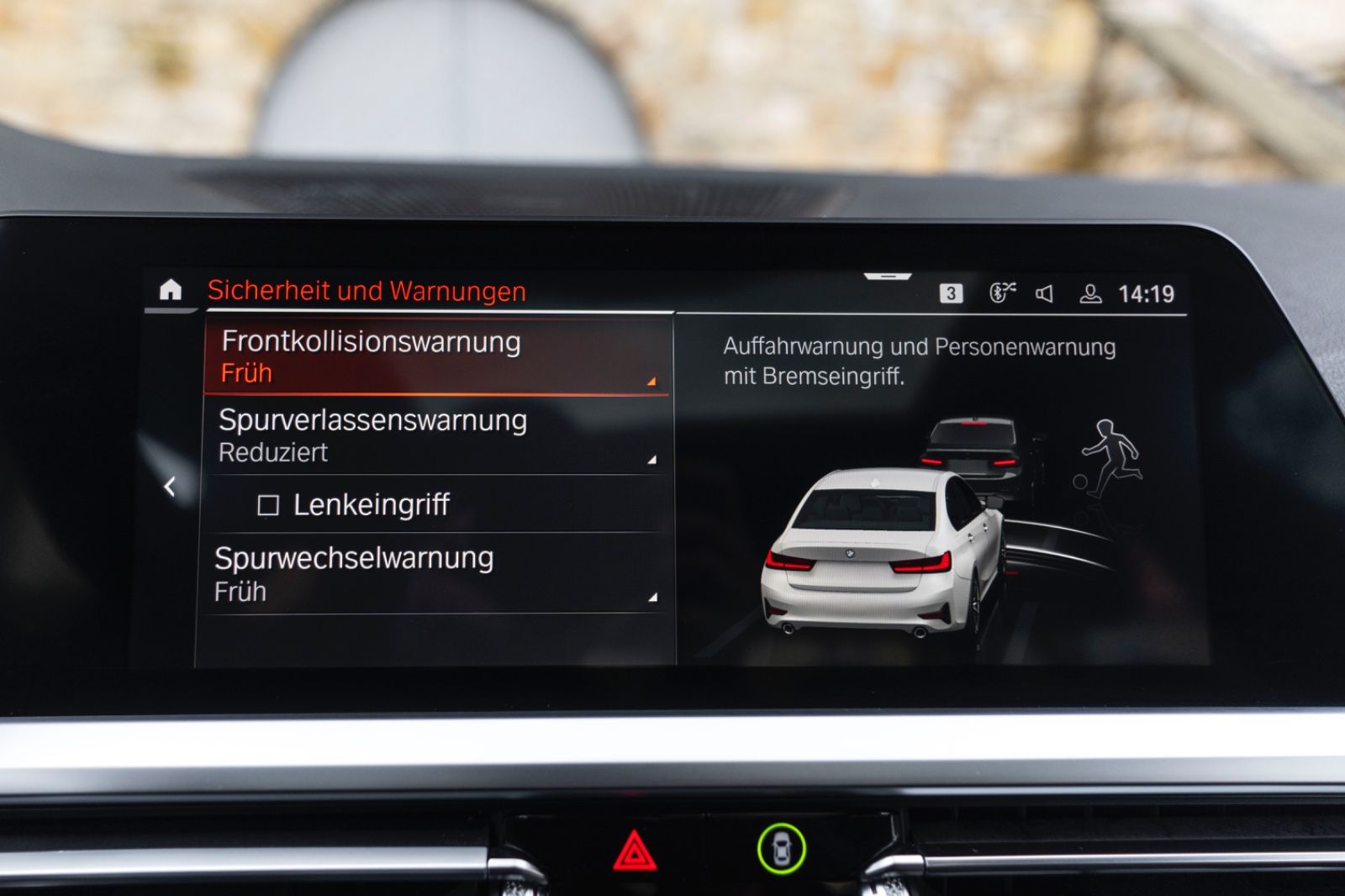 Fahrzeugabbildung BMW 330iX M-Performance HIFI KAM LED NAV CARPLAY