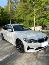 BMW 320d Touring Automatik - LED, Navi, AHK, T-Leder