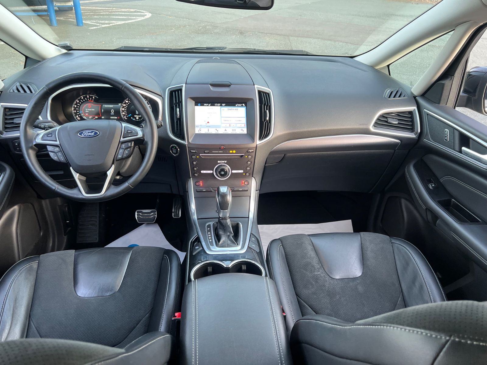 Fahrzeugabbildung Ford S-MAX Titanium ST LINE *KAMERA*MEMORY*LED*