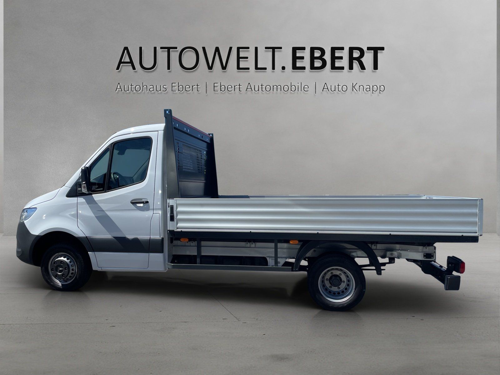Fahrzeugabbildung Mercedes-Benz Sprinter 517 CDI Standard Pritsche 3.5t (N1)