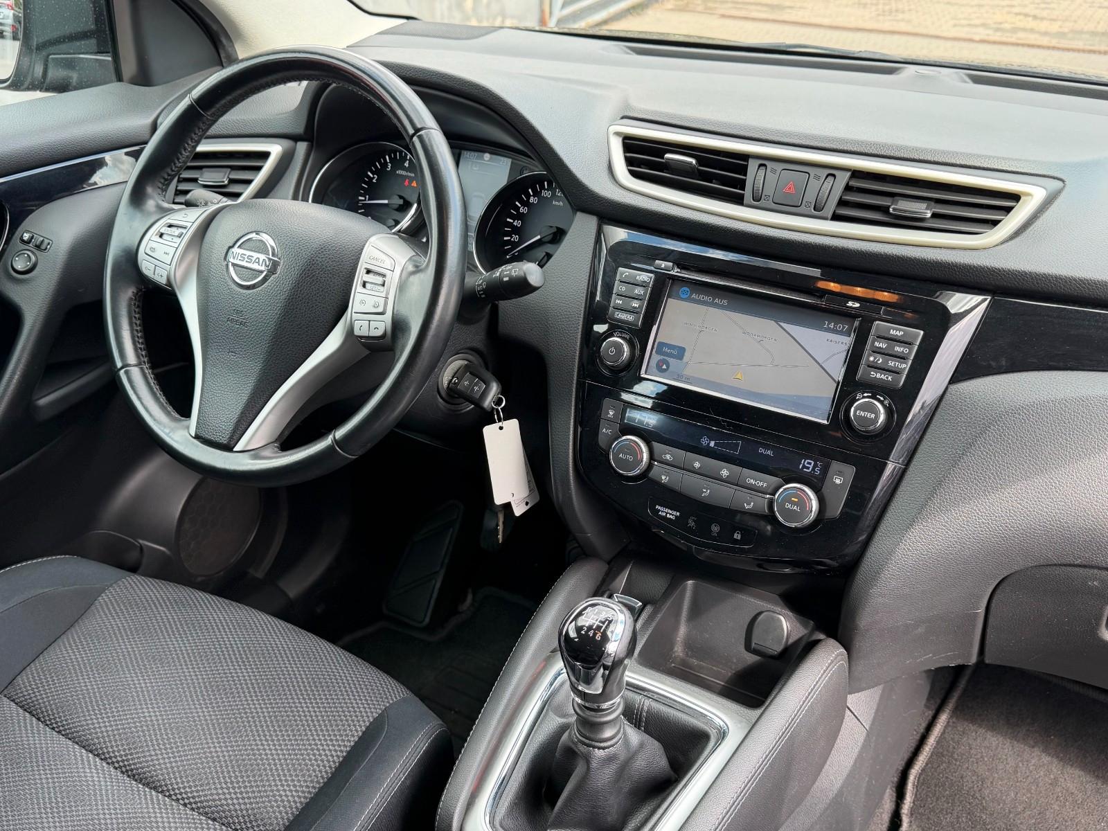 Nissan Qashqai Acenta/R-Kamera/SHZ/PDC/1.Ha/ZV/Eu5/AHK
