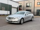 Mercedes-Benz E 250 Coupé E 250 TÜV neu | Viele Neuteile 