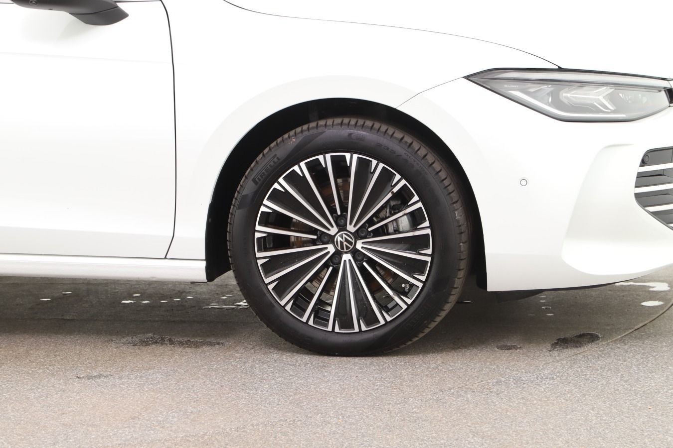 Volkswagen Passat Variant - Bild 3
