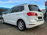 Volkswagen Golf VII Sportsvan Highline 1.4 TSI SHZ NAVI AHK - gebrauchte Kleinbusse