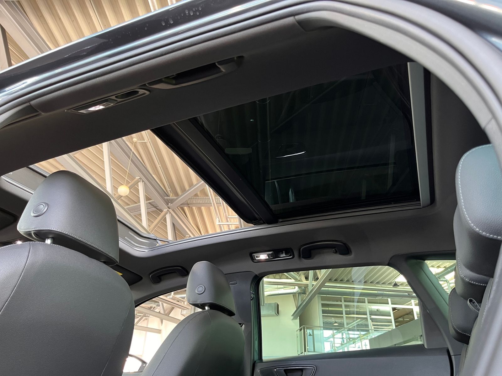 Fahrzeugabbildung CUPRA Ateca 4Drive PANO LED NAVI LEDER 360°