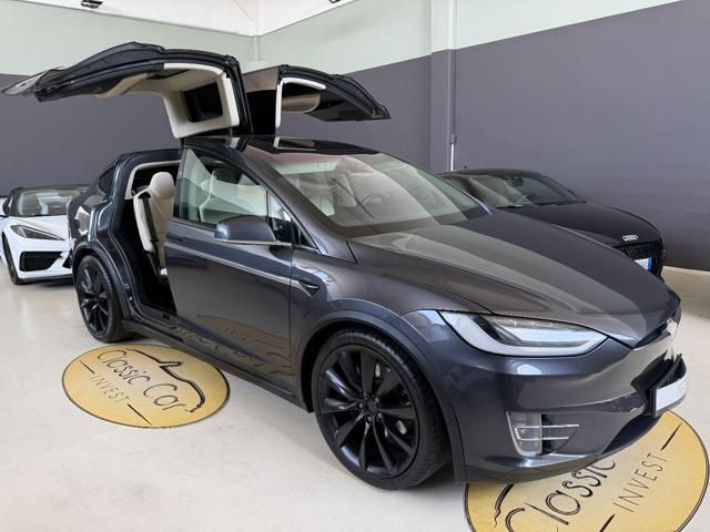Image of Tesla Model X