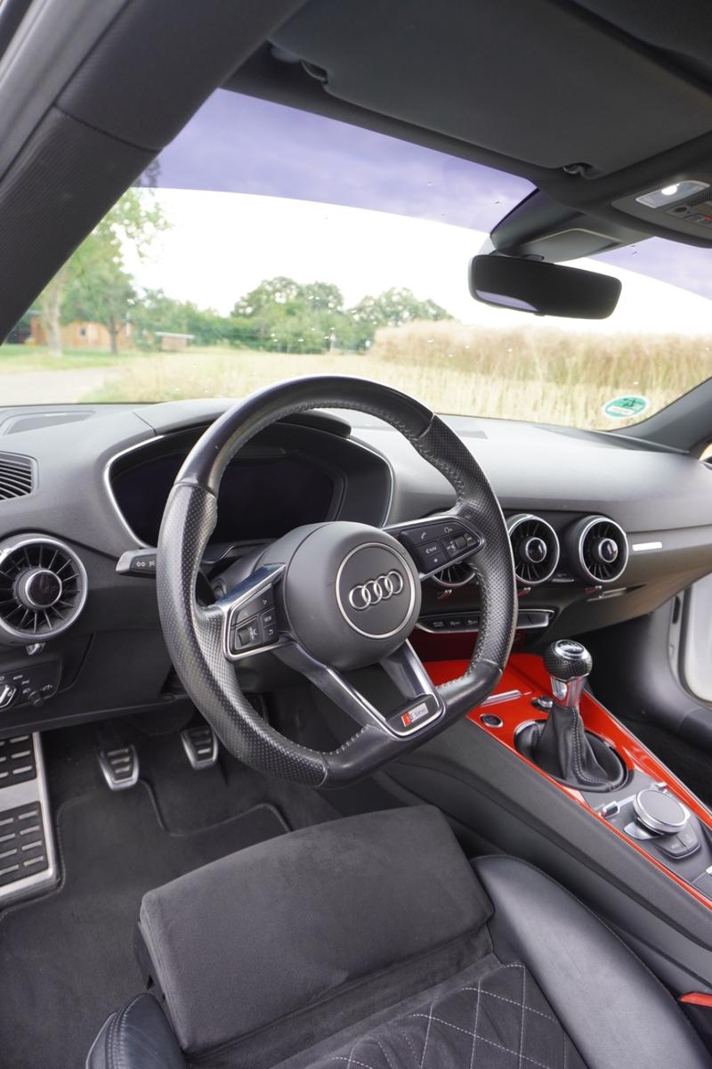 Audi TT Coupe 1.8 TFSI -