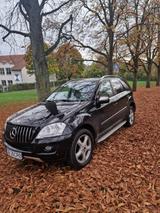 Mercedes-Benz ML 350 CDI 4MATIC - - gebrauchte Mercedes-Benz ML 350 aus dem Jahr 2009