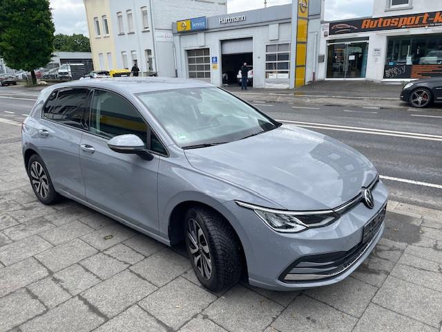 Volkswagen Golf VIII AUTOMATIK Active +2 JAHRE GARANTIE+