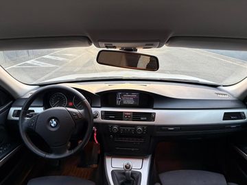 BMW 320 - 6
