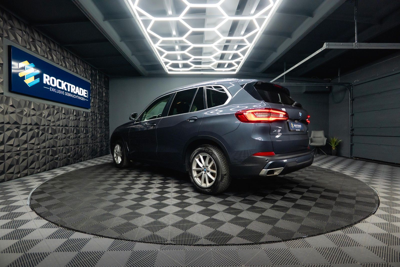 Fahrzeugabbildung BMW X5 xDrive 40i X-Line Sport *Massage*Head Up*ACC*