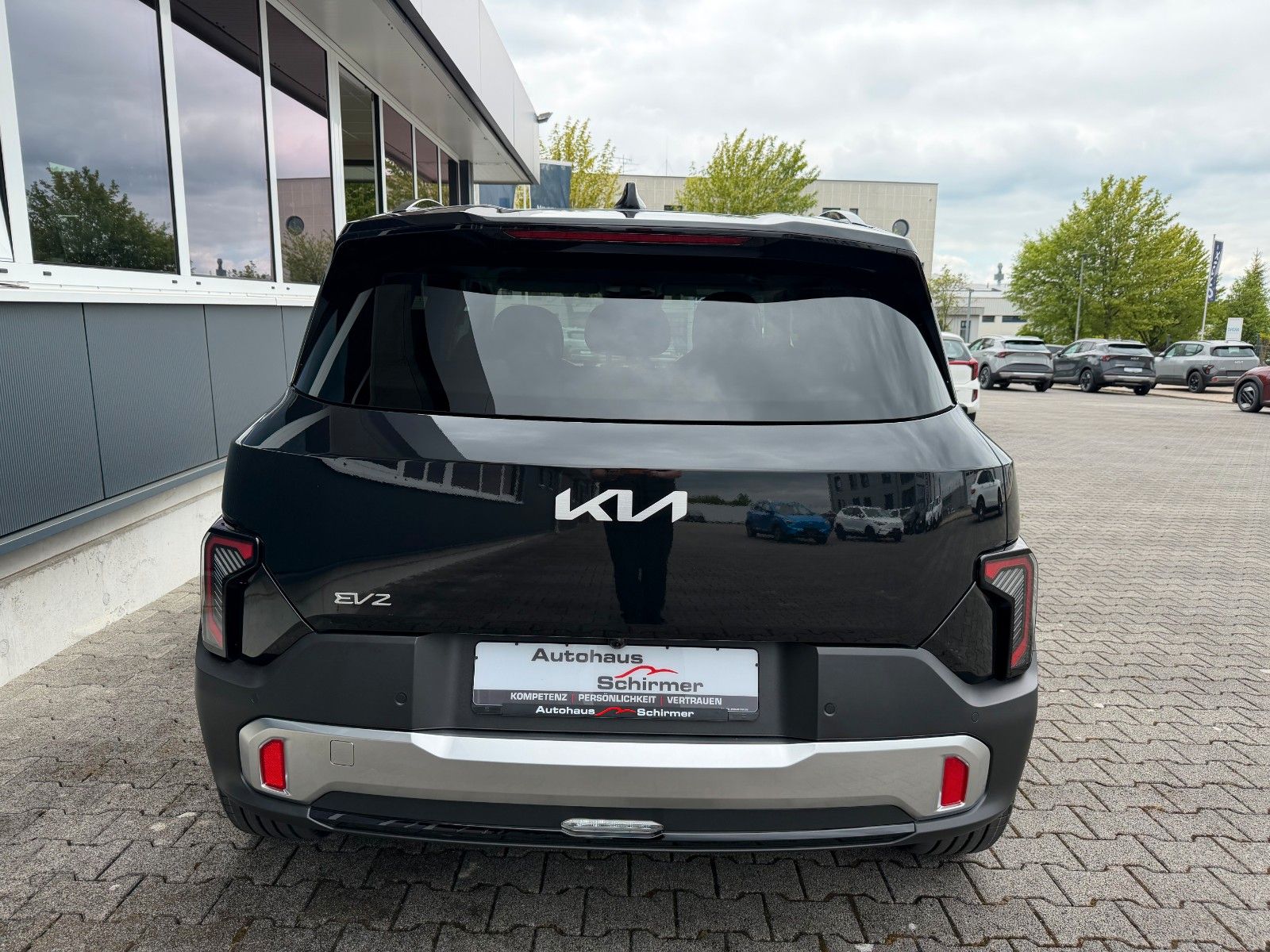 Fahrzeugabbildung Kia EV2 42.2 5S EARTH WIC TEC DWP DES