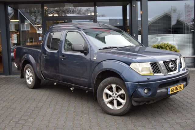 Nissan Navara 2.5 DCI DUBBEL CABIN A/T 5 SITZ 4WD VA...