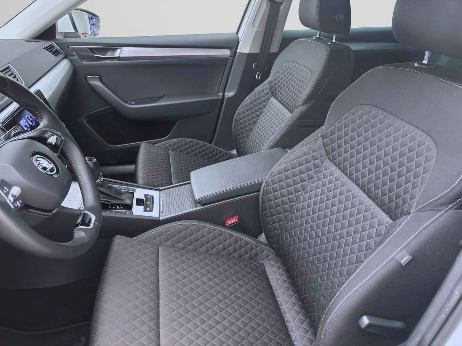Skoda Superb - Bild 10