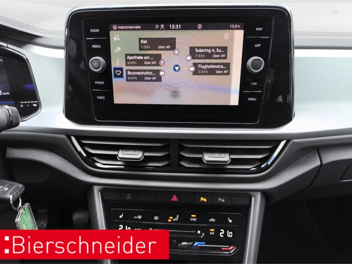 Volkswagen T-Roc - Bild 16