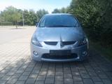 Mitsubishi Grandis 2.0 DI-D Intense 6-Sitzer Intense - Mitsubishi Grandis von privat