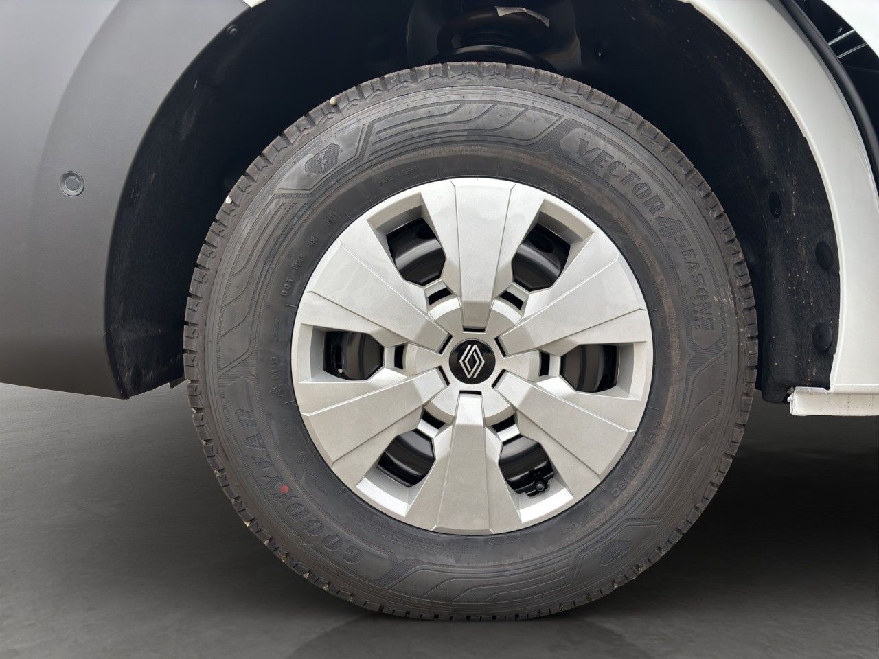 Renault Master - Bild 4