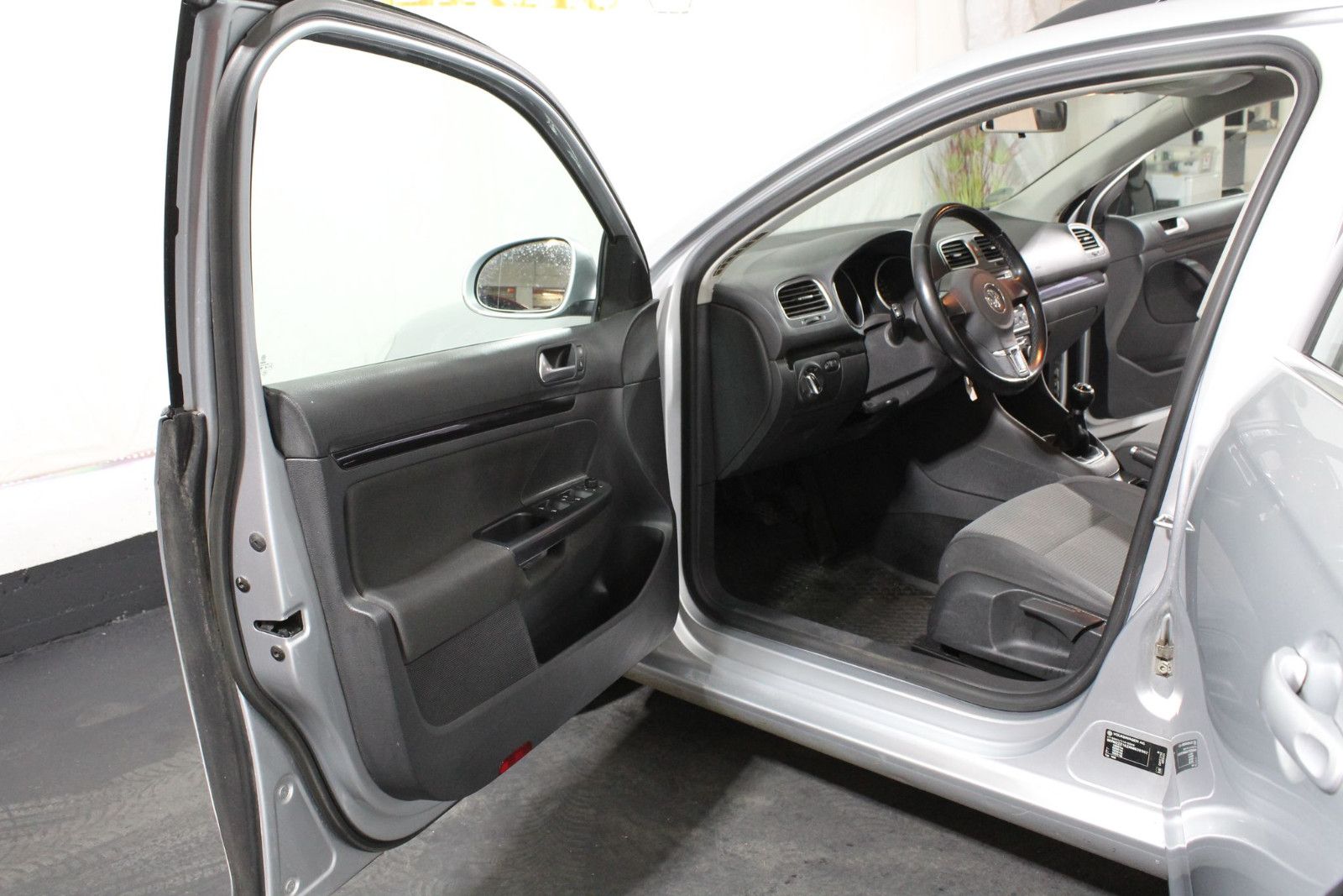 VW Golf VI 6 Variant Comfortline Euro 5 Scheckheft