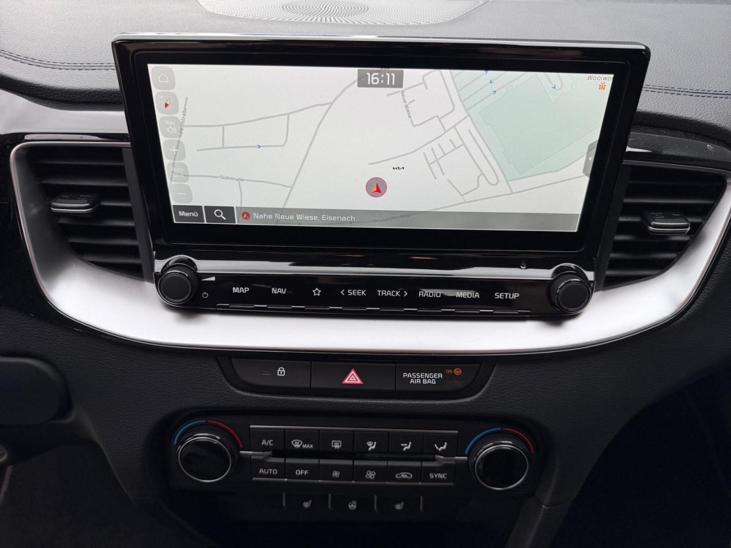 Kia Ceed_sw 1.5T Vision DCT7 Komf+ NAV PDC Klimaauto