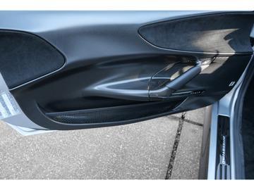 2020 Ferrari SF90 缩略图 35