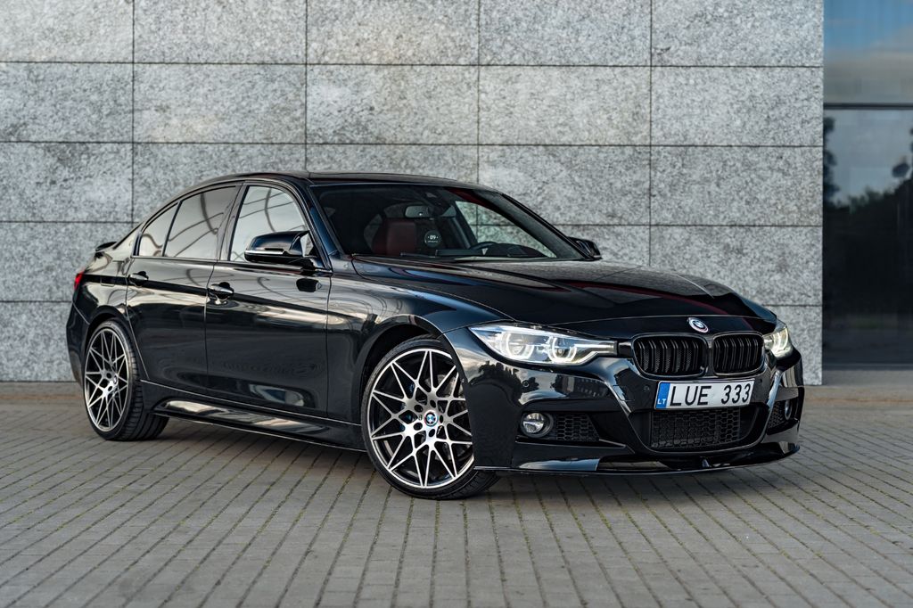 Image of BMW 340