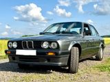 BMW 1990er 318i (E30) von Erstbesitzerin - BMW aus 1990: 3er