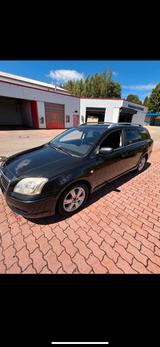 Toyota Avensis StationWagon 2.0 - Toyota Avensis aus 2006: Kombi