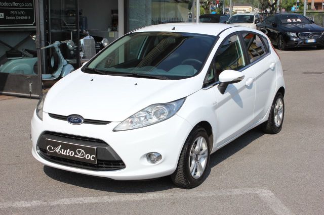 Ford Fiesta 1.4 TDCI 68CV 5 PORTE TITANIUM DISTR