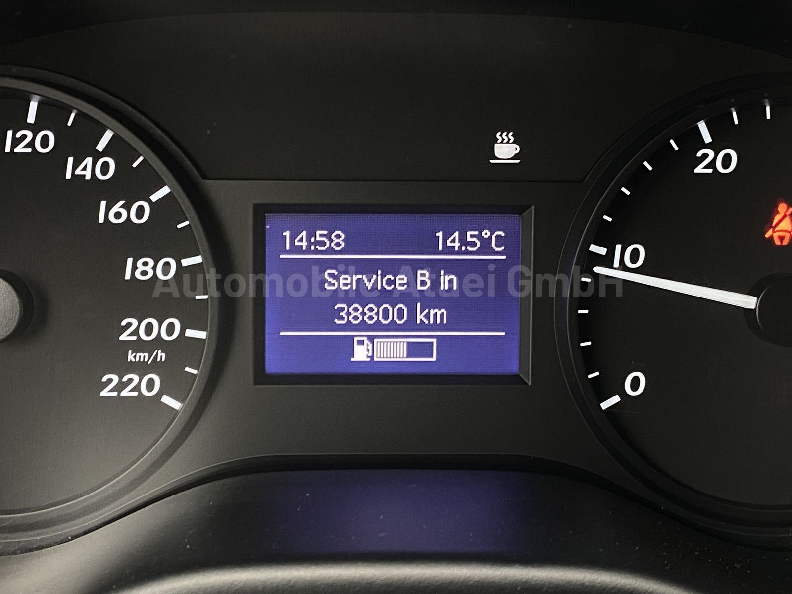 Fahrzeugabbildung Mercedes-Benz Vito 111 lang *Frischdienst* Top! + AHK (8247)