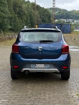 Dacia Sandero TCe 90 Easy-R Prestige AHK NAVI - Dacia Sandero: mit Navigationssystem