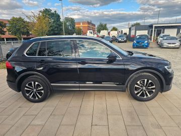 Volkswagen Tiguan - 3