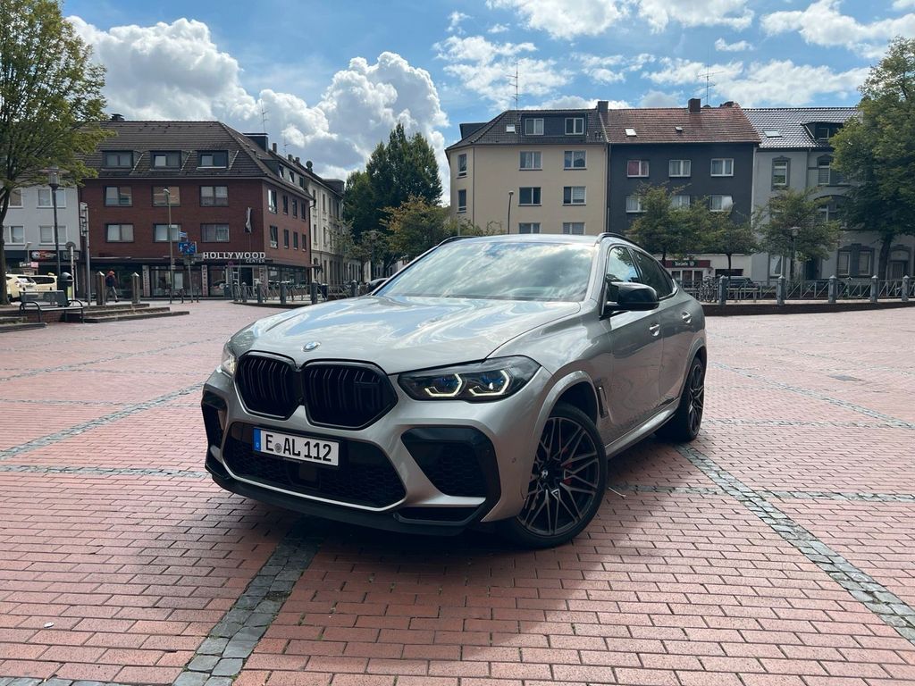 Image of BMW X6 M