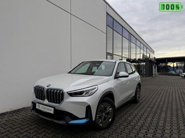 BMW iX1 xDrive 30 A LMR SHZ PArkass DAB ActiveGuard