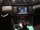BMW M5 E39  - BMW: E39