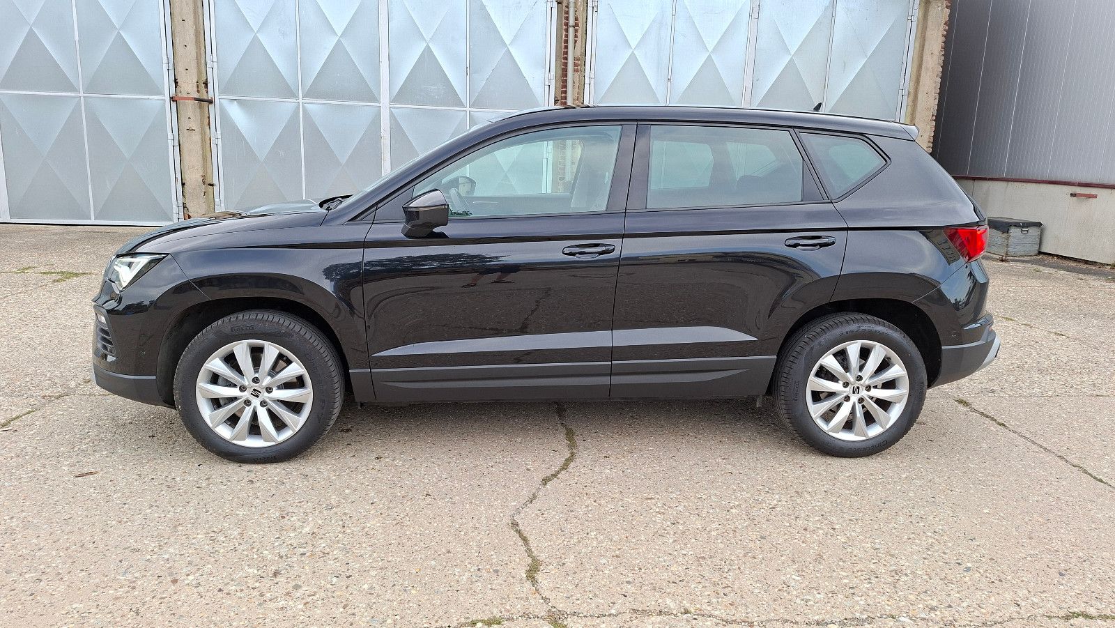 Seat Ateca Style 2.0 TDI DSG LED SHZ FSHZ DAB AHK imagem 2