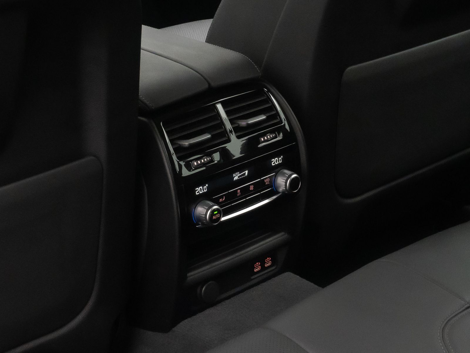 Fahrzeugabbildung BMW 520d Alarm DAB Kamera 4xKlima Parkas Leder Sport