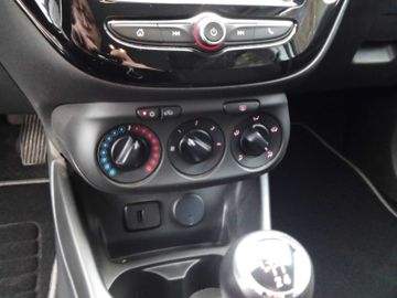 Bild 17 Opel Corsa E 1.4 Drive Alu Klima PDC SHZ LHZ Navi-App